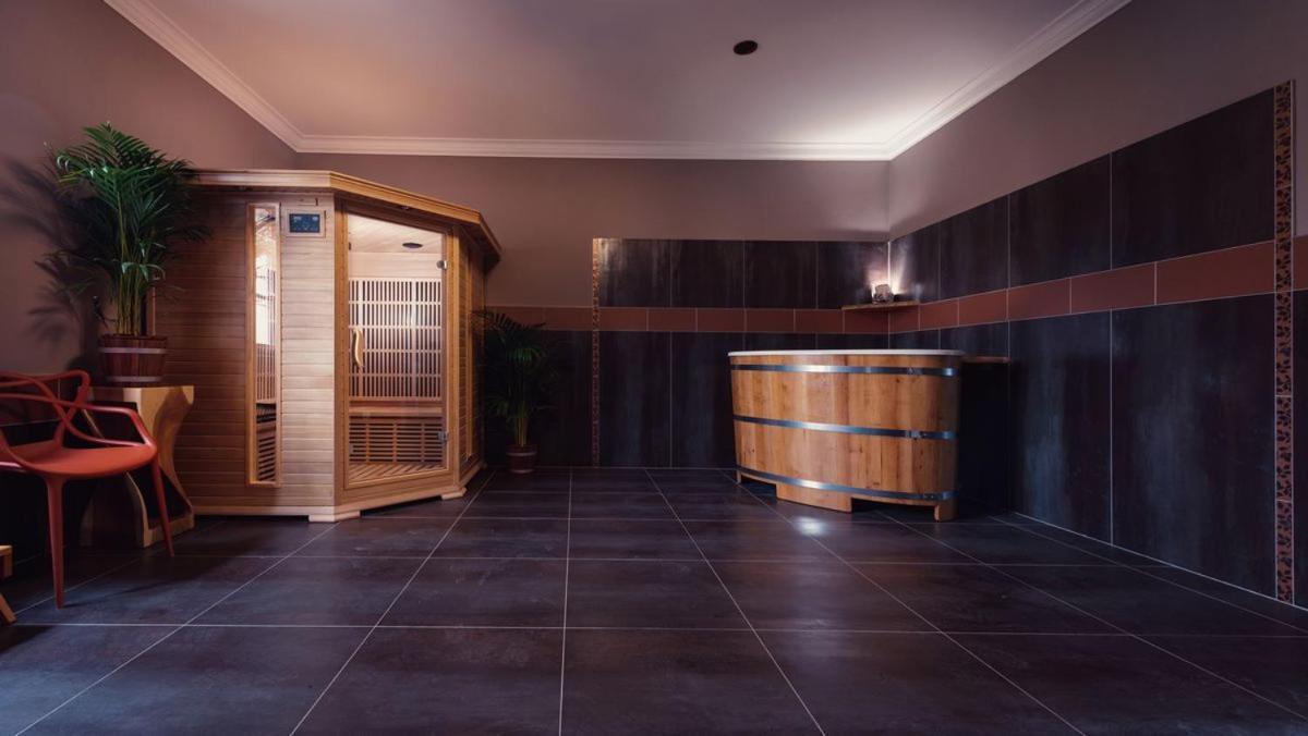 Zbirozsky Dvur Hotel Zbiroh Bagian luar foto