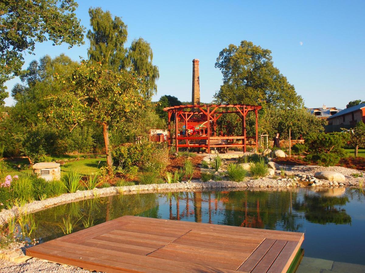 Zbirozsky Dvur Hotel Zbiroh Bagian luar foto