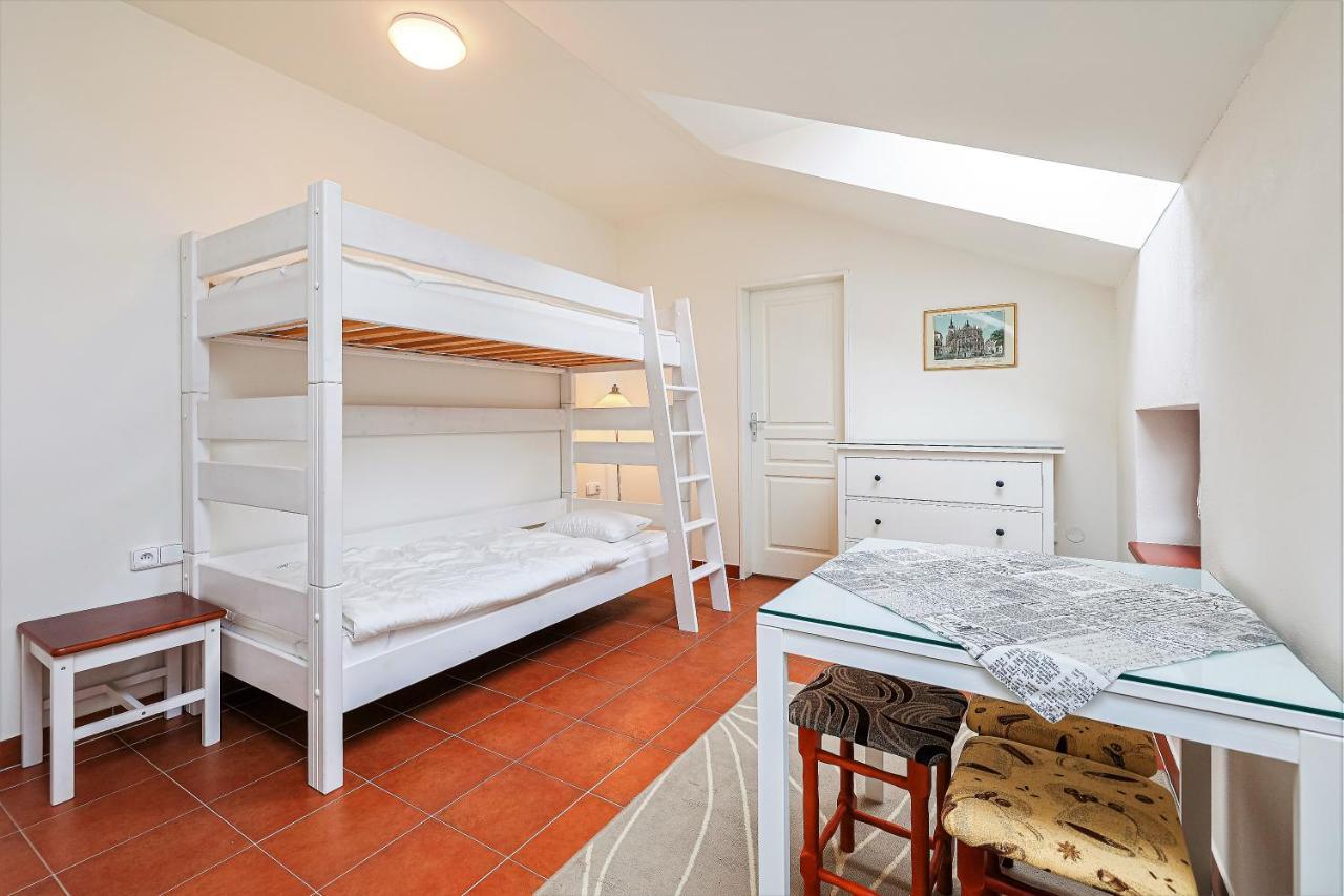 Zbirozsky Dvur Hotel Zbiroh Bagian luar foto