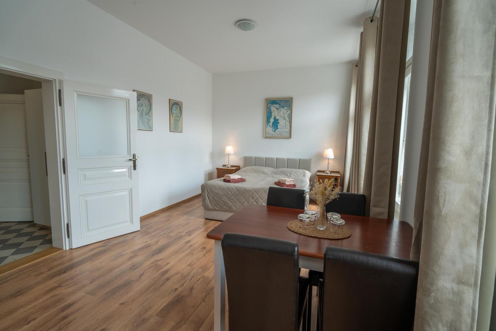 Zbirozsky Dvur Hotel Zbiroh Bagian luar foto