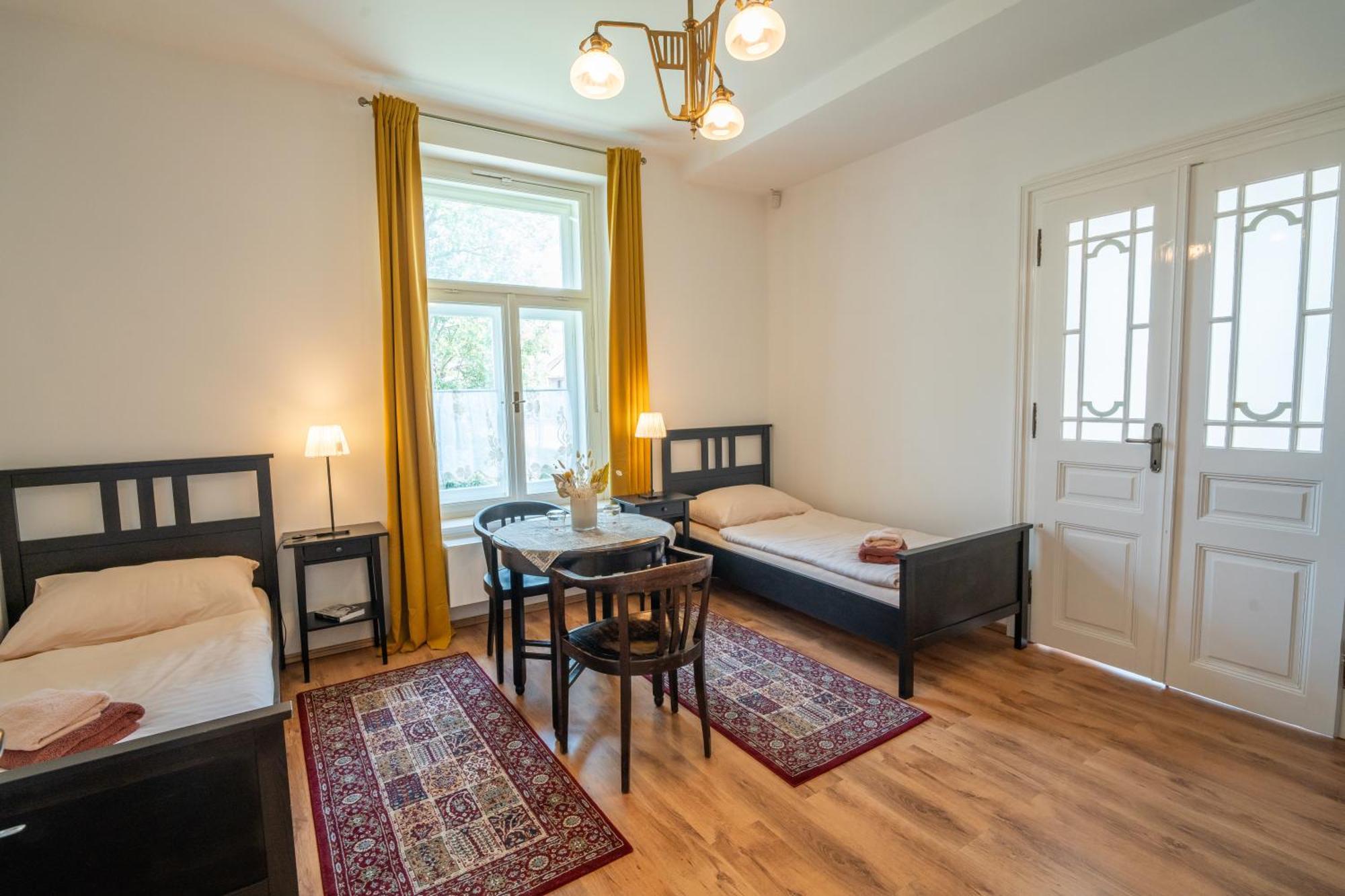 Zbirozsky Dvur Hotel Zbiroh Bagian luar foto